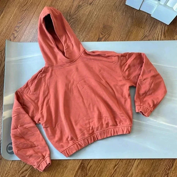 Lululemon I M - Picture 1 of 12